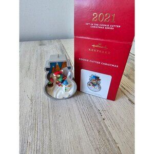Hallmark 2021 10th cookie cutter Xmas series skier skiing ornament new Xmas tree